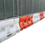 YODOCK 32″H x 72″L Plastic Jersey Barrier with Chain Link Fence Topper Kit